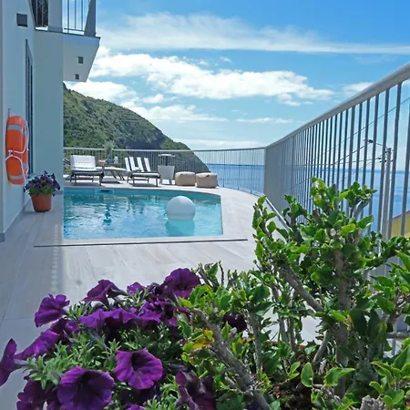 Вилла Ocean Escape With Private Pool