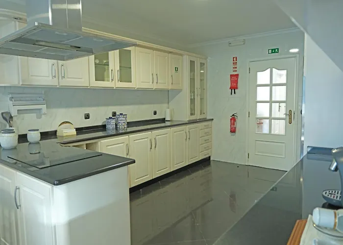 Ocean Escape With Private Pool Arco da Calheta (Madeira)